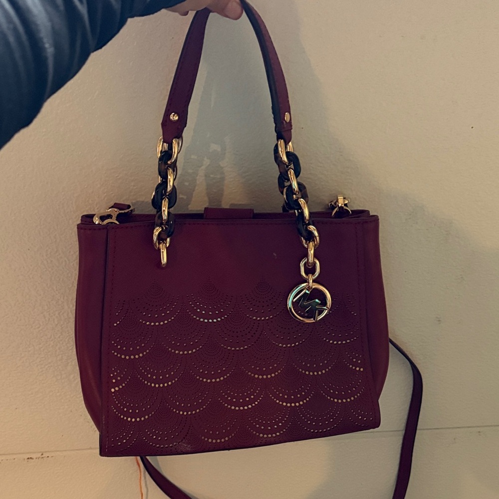 Elegant Burgundy Handbag Michael kors